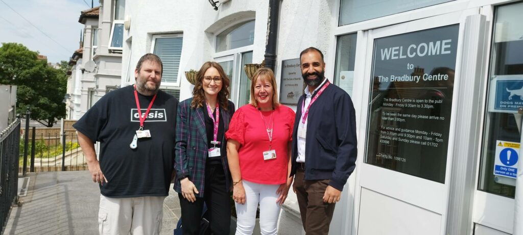  6489804f9a712 6489804f9a7131684836513936.jpg