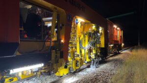 689b525442478 689b525442479tamper Working At Night.jpg